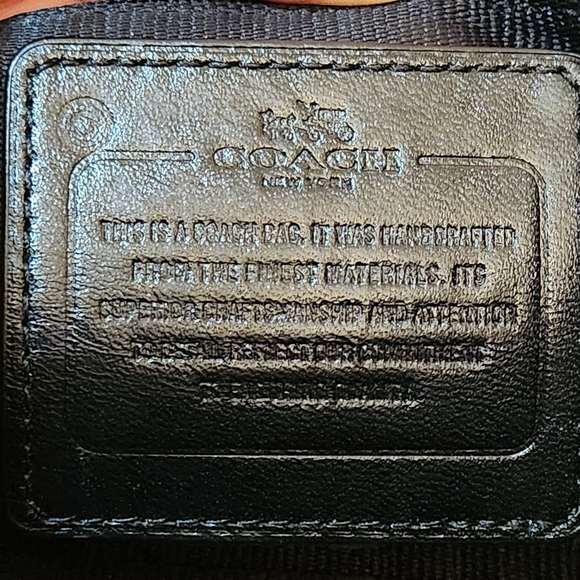 Coach Vintage Black Ranger Leather Crossbody Bag With Gold Chain 🔥🔥 - Picture 12 of 16